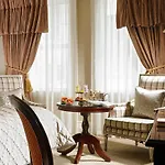Muckross Park & 5*