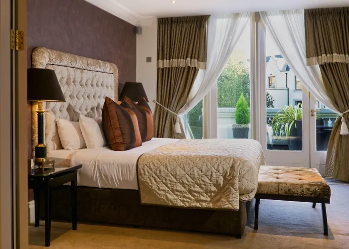 Muckross Park & Hotel